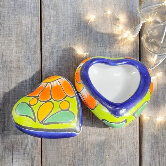 Mexican Pottery Heart Shape Trinket Dish Holder Jewelry Holder Container Marked - Picture 2 of 12